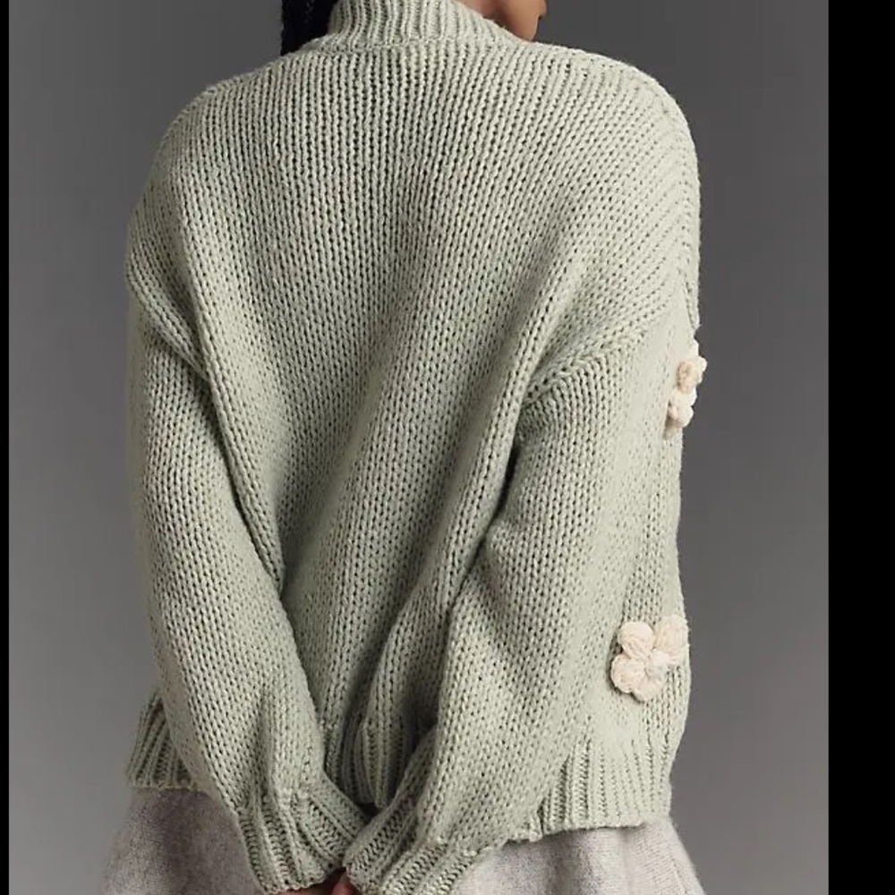NWT Anthropologie Susannah Chunky 3D Floral Knit Cardigan One Size - Picture 6 of 12